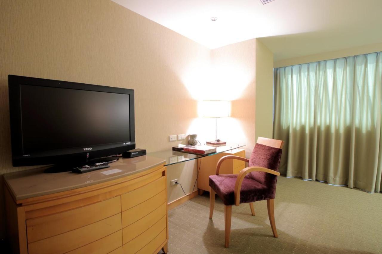 Jin Hua Hotel Luodong Eksteriør bilde