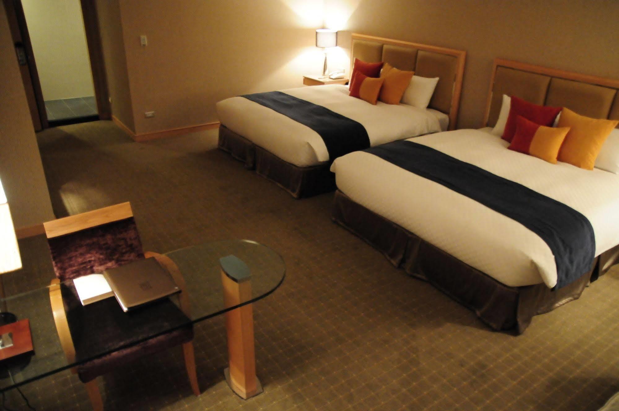 Jin Hua Hotel Luodong Eksteriør bilde