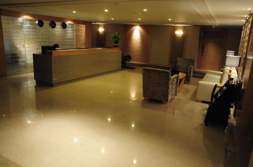 Jin Hua Hotel Luodong Eksteriør bilde