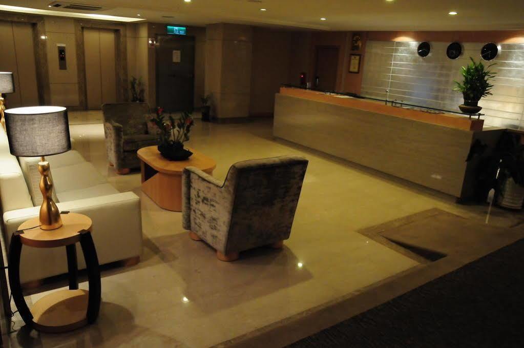 Jin Hua Hotel Luodong Eksteriør bilde